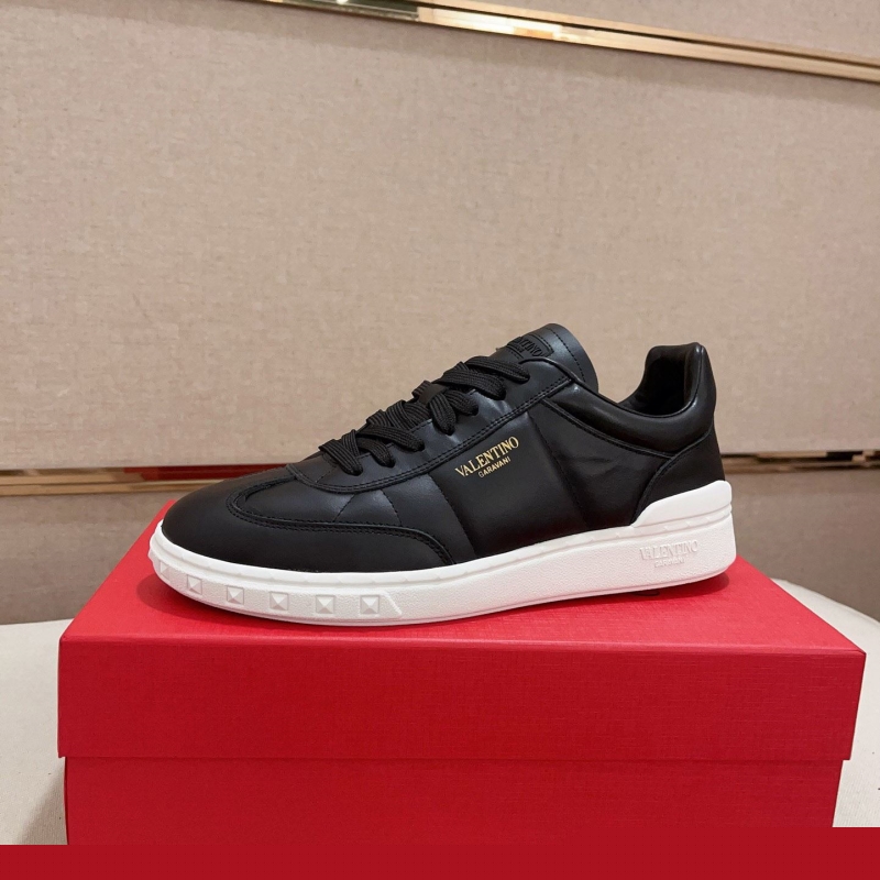Valentino Sneakers